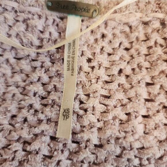 FREE PEOPLE COCO V NECK SWEATER SIZE XS (OVERSIZED) - Picture 8 of 9
